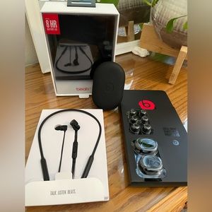 BeatsX Wireless Headphones